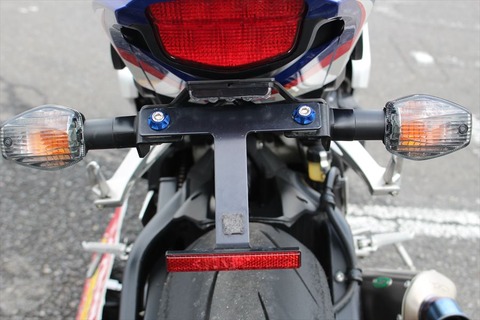 ホンダ　CBR1000RR フェンダーレス